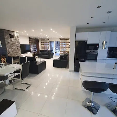 Erdei Apartman *